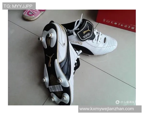 足球塑钉的选择与使用技巧解析助你提升场上表现与竞技水平 足球塑钉的选择与使用技巧解析助你提升场上表现与竞技水平